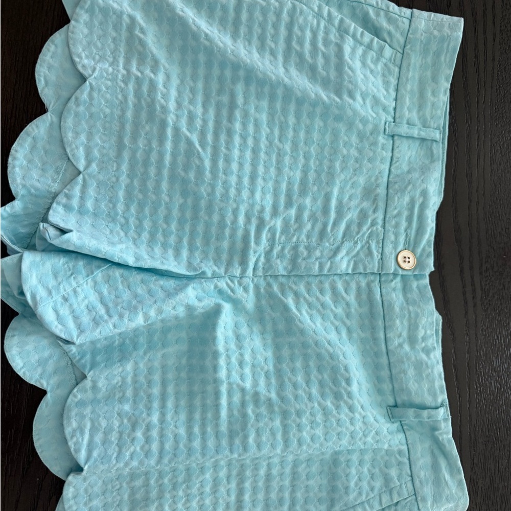 Crown & Ivy Aqua Textured Shorts